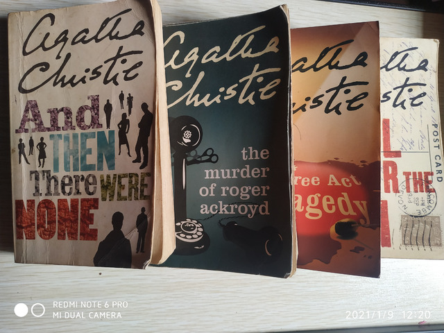 AGATHA CHRISTIE collection